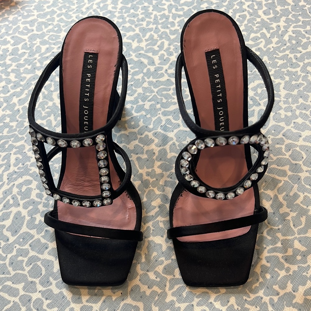 Les Petits Joueurs satin and jewel heels